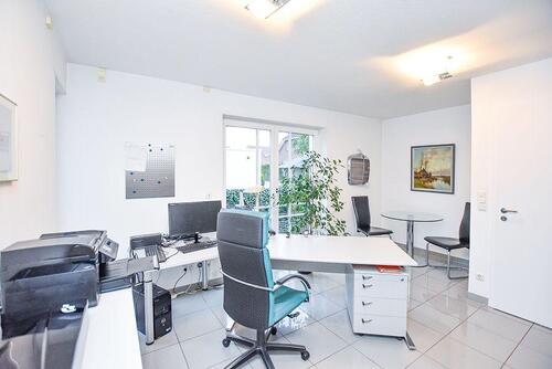 Foto - Attraktive, ruhige Maisonette-Bürofläche in begehrter Wohnlage an der Wakenitz in Lübeck-St. Jürgen!