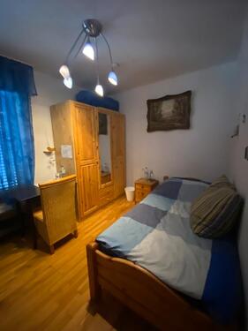 Foto - Kleines Zimmer mit hervorragender Bus und Bahn Anbindung!