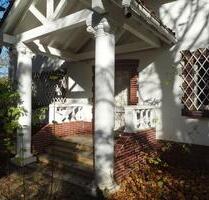 Haus am Park Frankfurt-Sossenheim 2300qm Grundst,14Z,450 qm Nutzf - Frankfurt am Main