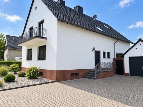 Foto - Haus mit Einliegerwohnung - 320.000,00&nbsp;EUR Kaufpreis, ca.&nbsp; 170,00&nbsp;m&sup2;