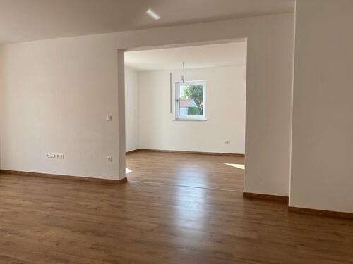 Foto - 1,53,5 Zimmerwohnung in ruhiger, zentraler Lage in Geisenhausen