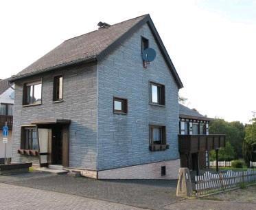 Foto - Haus zu vermieten - 980,00&nbsp;EUR Kaltmiete, ca.&nbsp; 150,00&nbsp;m&sup2;