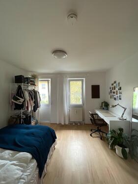 Foto - Schönes helles WG-Zimmer☺️ - 470,00&nbsp;EUR Kaltmiete, ca.&nbsp; 12,00&nbsp;m&sup2;