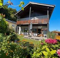 Großes Einfamilienhaus mit zwei Wohnungen (Privatverkauf) - Saal an der Donau