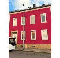 3 Familienhaus mit Nebengebäude - Hof Altstadt