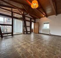 Attraktive 2-Zimmer Dachgeschosswohnung mit Terrasse in Sinsheim