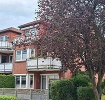 Gemütliche 2-Zimmer Dachgeschosswohnung mit Traumbalkon Carport - Nordenham