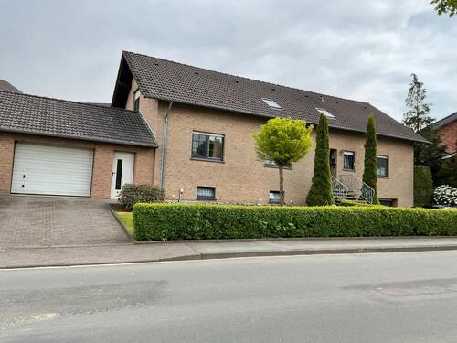 Foto - Einfamilienhaus in Bad Wünnenberg- Helmern