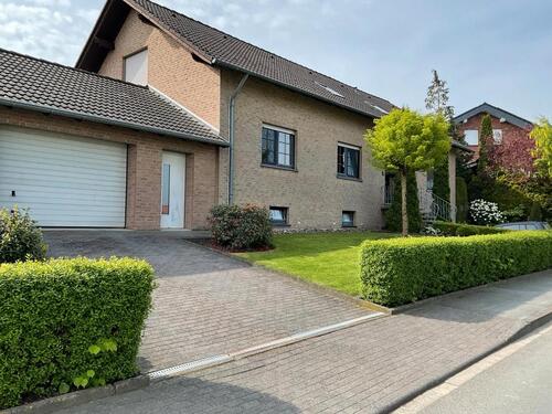 Foto - Einfamilienhaus zum Kaufen in Bad Wünnenberg