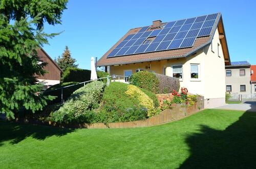 Foto - Immobilie mit Grundstück - 599.000,00 EUR Kaufpreis, ca.  120,00 m²