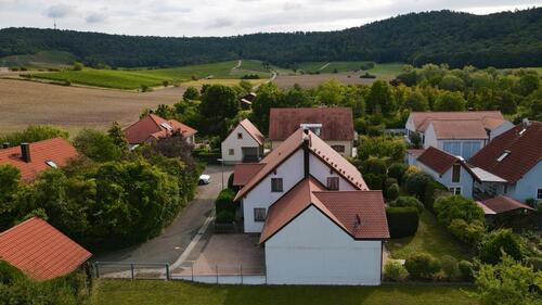 Foto - Einfamilienhaus in Kleinlangheim zum Kaufen