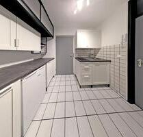 Möblierte 1-Zimmer Wohnung mit Balkon, EBK, Stellplatz in Zentrum - Pforzheim Dillweißenstein