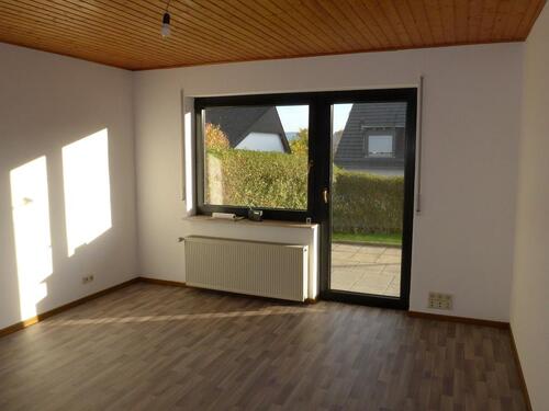 Foto - Nastätten 3 ZKB Erdgeschoss Terrasse sep. Eingang ruhige Lage