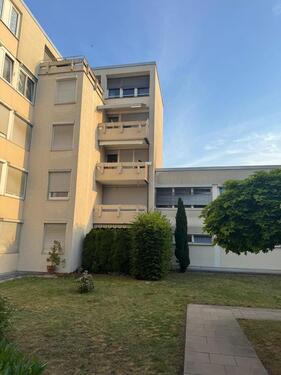 Foto - 3, 5 Zimmer Eigentumswohnung Fellbach modernisiert mit 2x Balkone