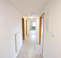 Modernisierte 3 Zimmer-DG Wohnung zu vermieten - Dorfprozelten