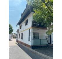 • 4 Zimmer Wohnung - 1.070,00&nbsp;EUR Kaltmiete, ca.&nbsp; 102,00&nbsp;m&sup2; in Sinzig (PLZ: 53489)