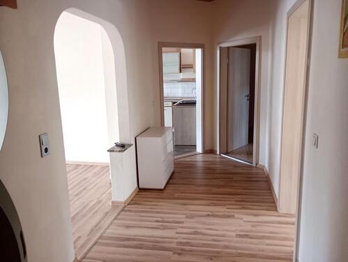 Foto - 3 Zimmerwohnung im 1.OG mit ca. 90 m²