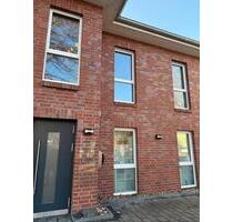 Moderne Praxis oder Bürofläche mit Aufzug - auf zwei Etagen - Pattensen