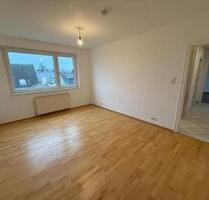 2 Zimmer Wohnung mit Balkon in Winkel - Oestrich-Winkel