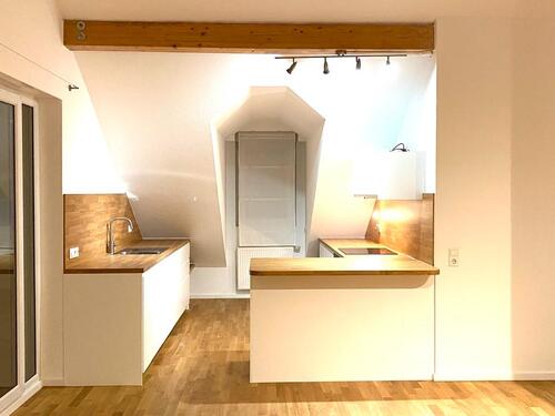 Foto - Newly refurbished beautiful 1 bedroom penthouse in Nordend
