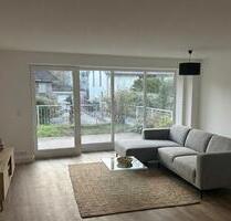 2-Zimmer Wohnung möbliert mit Terrasse und Einbauküche, Erstbezug nach komplett Renovierung, - Hamburg Eppendorf