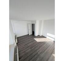 Frisch renovierte 5-Zimmer-Wohnung in Kürbitz – ca. 83 m² - Weischlitz