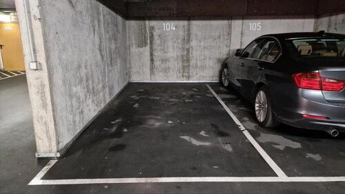 Foto - Parkplatz in Tiefgarage - 100,00 EUR Miete,