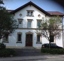 Schöne, große Wohnung zum Wohnen und Arbeiten. Ideal für ein Paar - Bindlach