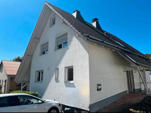 Foto - Freistehendes Einfamilienhaus - 1.165,00&nbsp;EUR Kaltmiete, ca.&nbsp; 124,00&nbsp;m&sup2;