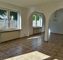 helle 3 Zimmer-Wohnung mit EBK und Garten - Tasdorf