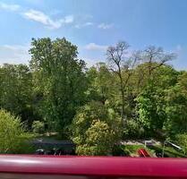 Toplage - helle 2,5-Zimmer-Wohnung mit Sonnenbalkon & Parkblick - Neuss