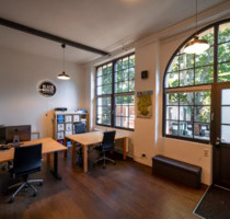 ruhiger Coworking Arbeitsplatz in gemütlichem Büro Johanneskirche - Freiburg im Breisgau Oberau