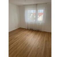 3 Zimmer Wohnung mit Balkon und Waschraum Abstellkammer - Dietzenbach