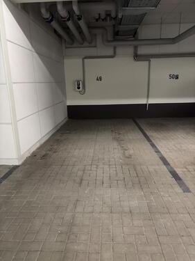 Foto - Tiefgaragen-Stellplatz im Dörnberg-Viertel zu vermieten – ab 1. M