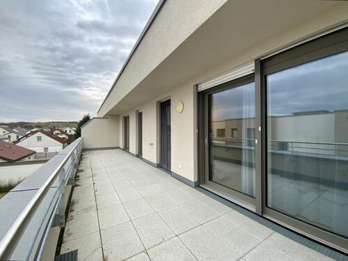 Foto - Moderne 2 -Zimmerwohnung inkl. EBK und großzügiger Dachterrasse