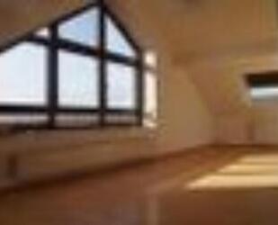 Dachgeschosswohnung in schöner Wohnlage - Wallerfangen