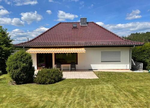 Foto - Gepflegter Walmdach Bungalow in traumhafter Feldrandlage