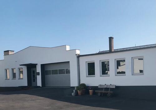 Foto - Halle, Garage, Lager - 300,00 EUR Miete,