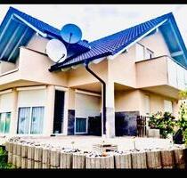 Freistehendes Einfamilienhaus mit ELW in Deißlingen-Lauffen