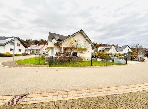 Foto - 8.5 Zimmer Einfamilienhaus zum Kaufen in Deißlingen