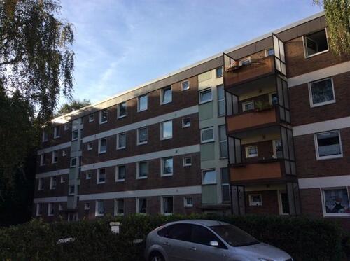 Foto - 3 renovierte, helle Zimmer mit Balkon in vollkommen verkehrsarmer Wohnlage