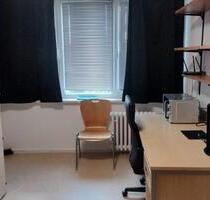 Voll möbliertes Zimmer zur Zwischenmiete – Dezember - Chemnitz Bernsdorf