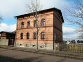 Foto - Dreifamilienhaus mit Nebengelass und großem Grundstück