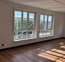 Großartige 2-Zi-Wohnung. EBK. Balkon. Zentrumsnah. Aussicht! - Stuttgart Lehen Großartige 2-Zi-Wohnung. EBK. Balkon. Zentrumsnah. Aussicht! - Stuttgart Lehen