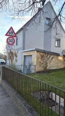 Foto - Gepflegtes saniertes Einfamilienhaus mit Ausbaupotenzial