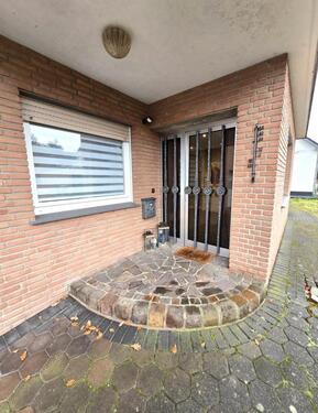 Foto - Einfamilienhaus in Schloß Holte-Stukenbrock zum Kaufen