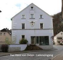 Wohn-Geschäftshaus Garten Nebengebäude Parkplätze provisionsfrei - Bad Berneck im Fichtelgebirge