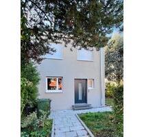 TOP-modernisiertes Reihenendhaus in Stuttgart - Giebel