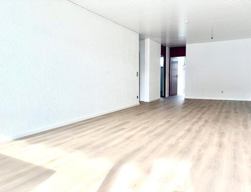 Foto - Erstbezug nach Renovierung - Sehr schöne u. helle 3-Zimmer-Wohnun