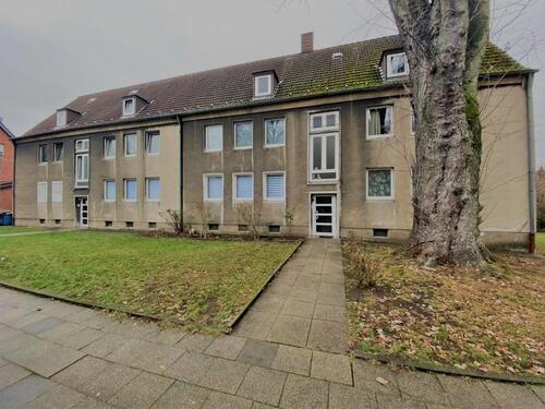 Foto - Günstige und kleine 3,5-Zi.-Wohnung im Dachgeschoss